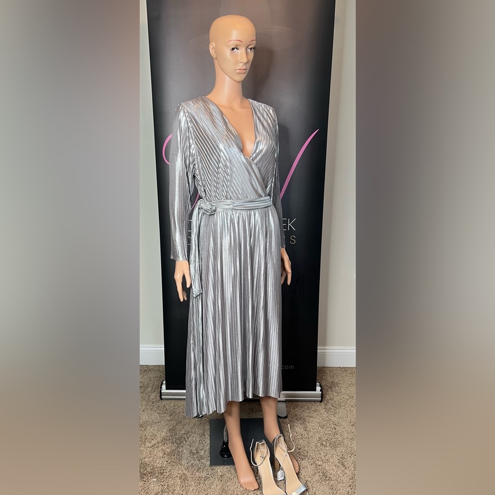 Lane Bryant NWT Silver Metallic Pleated Dress